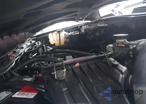 2009 Ford Escape Xlt z USA, uszkodzony, nr VIN 1FMCU93739KC47248